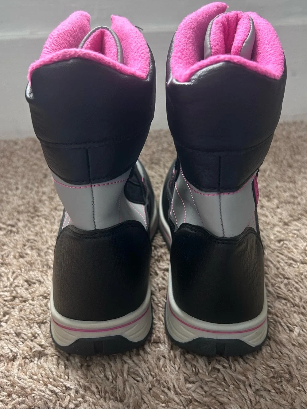Totes Black & Pink Insulated Snow Boots